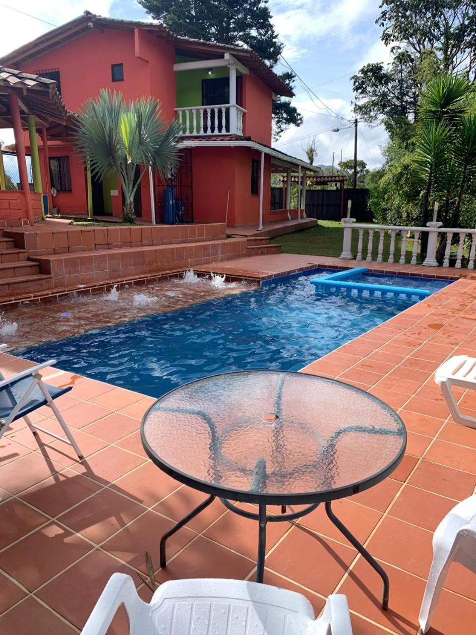 Finca Hotel La Bonita Guatapé Exteriér fotografie